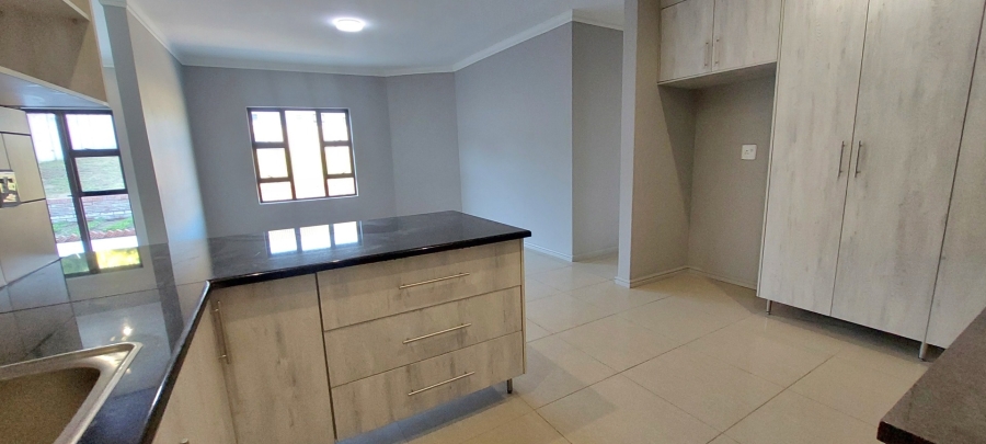 4 Bedroom Property for Sale in Sunrise On Sea Eastern Cape